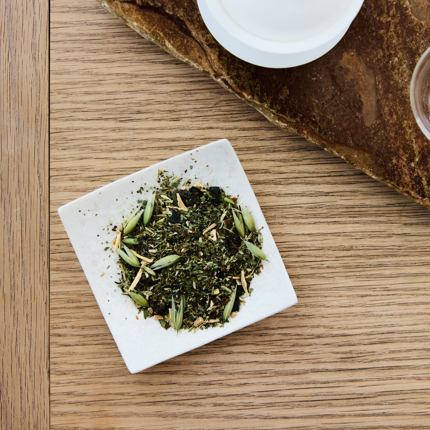 Stress Ease (Tulsi, Milky oats, Ashwagandha, Rhodiola, Schisandra Berry, Rosehip)